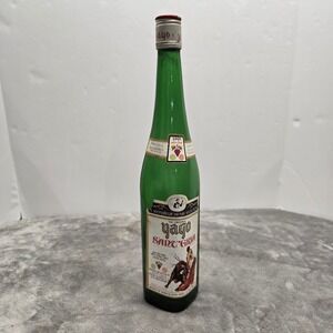 Vintage Yago Sant'Gria Green Glass Wine Bottle Spain Matador‎ Label 13.5" Decor
